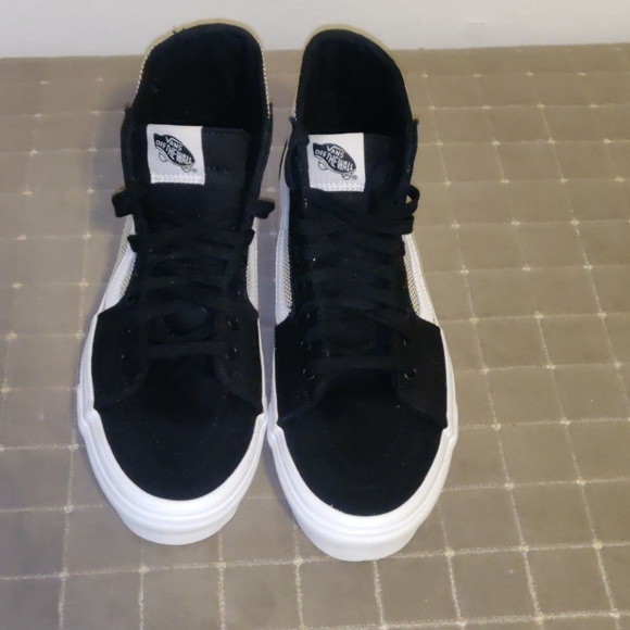 Vans Shoes - Vans Sneakers